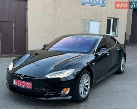 Черный Тесла Модель С, объемом двигателя 0 л и пробегом 188 тыс. км за 16500 $, фото 1 на Automoto.ua