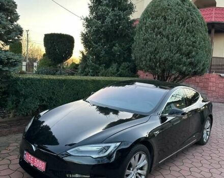 Черный Тесла Модель С, объемом двигателя 0 л и пробегом 128 тыс. км за 15300 $, фото 1 на Automoto.ua