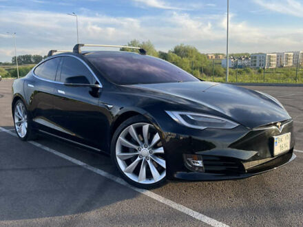 Чорний Тесла Модель С, об'ємом двигуна 0 л та пробігом 75 тис. км за 18200 $, фото 1 на Automoto.ua