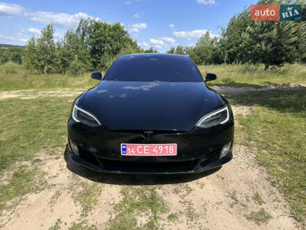 Тесла Модель С 2017 в Львове на Automoto.ua Черный Тесла Модель С, объемом двигателя 0 л и пробегом 117 тыс. км за 18950 $, фото 1 на Automoto.ua