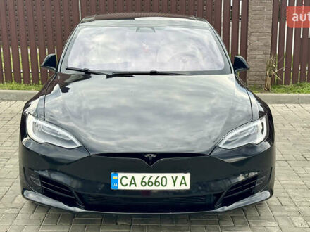 Черный Тесла Модель С, объемом двигателя 0 л и пробегом 177 тыс. км за 24000 $, фото 1 на Automoto.ua