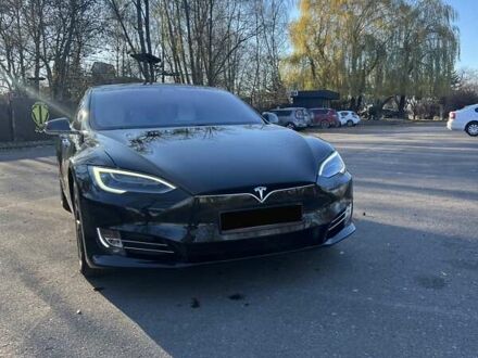Черный Тесла Модель С, объемом двигателя 0 л и пробегом 83 тыс. км за 26400 $, фото 1 на Automoto.ua
