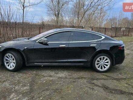 Черный Тесла Модель С, объемом двигателя 0 л и пробегом 123 тыс. км за 18380 $, фото 1 на Automoto.ua