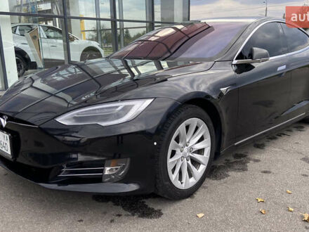 Тесла Модель С 2018 в Харькове на Automoto.ua Черный Тесла Модель С, объемом двигателя 0 л и пробегом 99 тыс. км за 22500 $, фото 1 на Automoto.ua