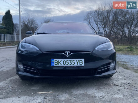 Черный Тесла Модель С, объемом двигателя 0 л и пробегом 149 тыс. км за 19500 $, фото 1 на Automoto.ua