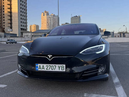 Тесла Модель С 2018 у Києві на Automoto.ua Чорний Тесла Модель С, об'ємом двигуна 0 л та пробігом 205 тис. км за 24000 $, фото 1 на Automoto.ua