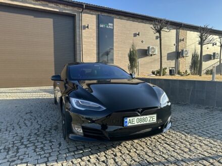 Черный Тесла Модель С, объемом двигателя 0 л и пробегом 70 тыс. км за 19500 $, фото 1 на Automoto.ua
