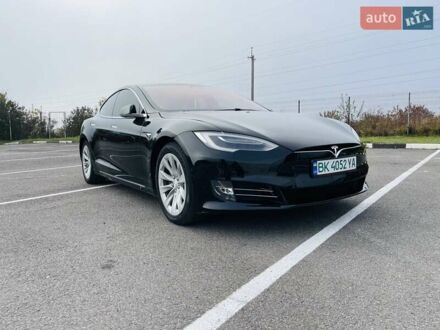 Тесла Модель С 2018 у Рівному на Automoto.ua Чорний Тесла Модель С, об'ємом двигуна 0 л та пробігом 85 тис. км за 18500 $, фото 1 на Automoto.ua