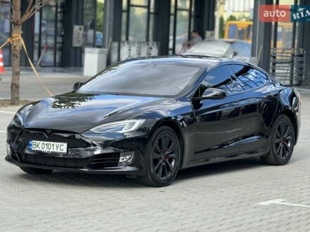 Чорний Тесла Модель С, об'ємом двигуна 0 л та пробігом 55 тис. км за 31500 $, фото 1 на Automoto.ua