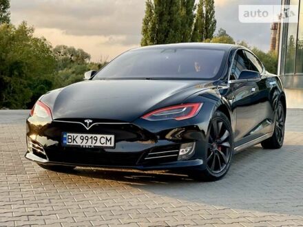 Тесла Модель С 2018 в Ровно на Automoto.ua Черный Тесла Модель С, объемом двигателя 0 л и пробегом 43 тыс. км за 49500 $, фото 1 на Automoto.ua
