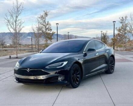 Чорний Тесла Модель С, об'ємом двигуна 0 л та пробігом 89 тис. км за 8900 $, фото 1 на Automoto.ua