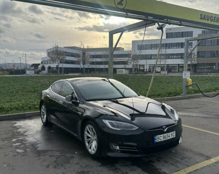 Черный Тесла Модель С, объемом двигателя 0 л и пробегом 134 тыс. км за 20400 $, фото 1 на Automoto.ua