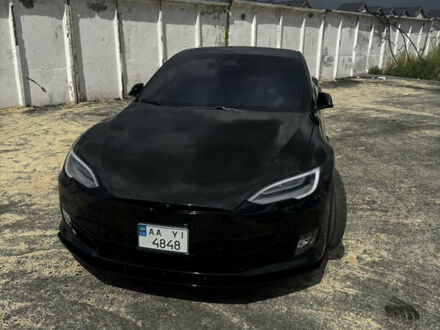 Тесла Модель С 2018 в Киеве на Automoto.ua Черный Тесла Модель С, объемом двигателя 0 л и пробегом 98 тыс. км за 35000 $, фото 1 на Automoto.ua