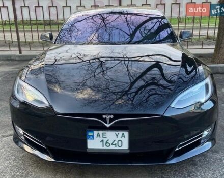 Чорний Тесла Модель С, об'ємом двигуна 0 л та пробігом 101 тис. км за 19000 $, фото 1 на Automoto.ua
