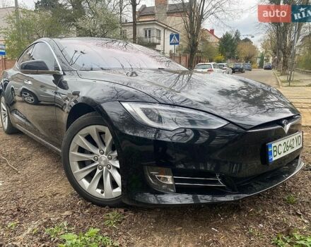 Черный Тесла Модель С, объемом двигателя 0 л и пробегом 199 тыс. км за 15950 $, фото 1 на Automoto.ua