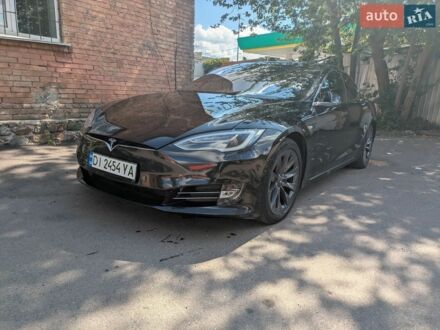 Черный Тесла Модель С, объемом двигателя 0 л и пробегом 162 тыс. км за 18300 $, фото 1 на Automoto.ua