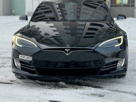 Тесла Модель С 2018 в Харькове на Automoto.ua Черный Тесла Модель С, объемом двигателя 0 л и пробегом 153 тыс. км за 24000 $, фото 1 на Automoto.ua