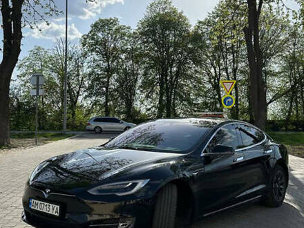 Черный Тесла Модель С, объемом двигателя 0 л и пробегом 58 тыс. км за 31200 $, фото 1 на Automoto.ua