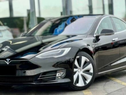 Тесла Модель С 2019 у Хмельницькому на Automoto.ua Чорний Тесла Модель С, об'ємом двигуна 0 л та пробігом 66 тис. км за 16400 $, фото 1 на Automoto.ua
