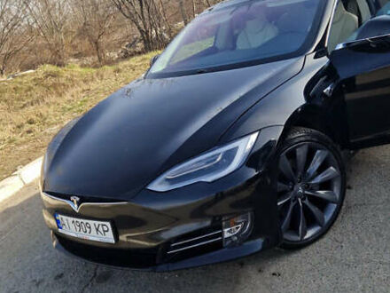 Тесла Модель С 2019 в Киеве на Automoto.ua Черный Тесла Модель С, объемом двигателя 0 л и пробегом 84 тыс. км за 33500 $, фото 1 на Automoto.ua