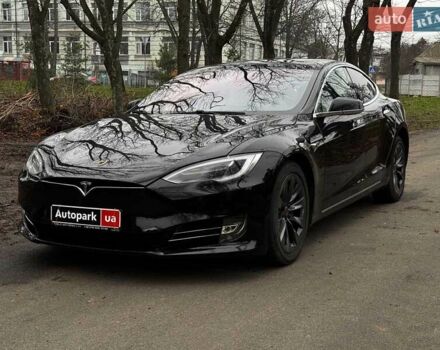 Черный Тесла Модель С, объемом двигателя 0 л и пробегом 64 тыс. км за 21490 $, фото 1 на Automoto.ua