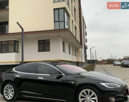 Черный Тесла Модель С, объемом двигателя 0 л и пробегом 193 тыс. км за 23000 $, фото 1 на Automoto.ua