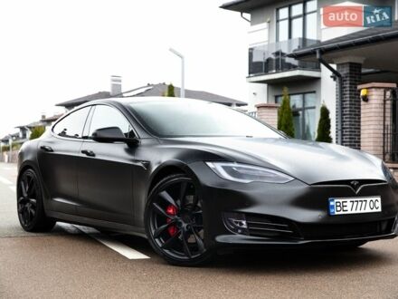 Черный Тесла Модель С, объемом двигателя 0 л и пробегом 97 тыс. км за 24000 $, фото 1 на Automoto.ua