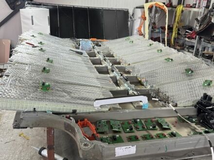 Чорний Тесла Модель С, об'ємом двигуна 0 л та пробігом 134 тис. км за 350 $, фото 1 на Automoto.ua