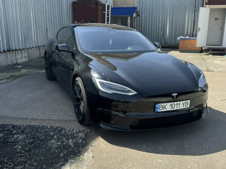 Тесла Модель С 2021 в Ровно на Automoto.ua Черный Тесла Модель С, объемом двигателя 0 л и пробегом 55 тыс. км за 38000 $, фото 1 на Automoto.ua