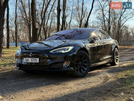 Тесла Модель С 2021 в Кривом Роге на Automoto.ua Черный Тесла Модель С, объемом двигателя 0 л и пробегом 45 тыс. км за 34900 $, фото 1 на Automoto.ua
