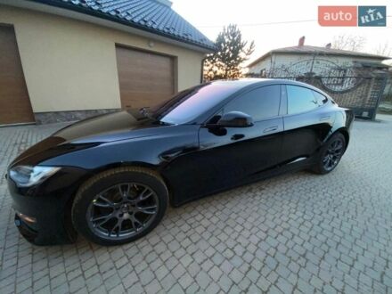 Чорний Тесла Модель С, об'ємом двигуна 0 л та пробігом 53 тис. км за 29999 $, фото 1 на Automoto.ua