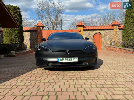 Тесла Модель С 2022 у Києві на Automoto.ua Чорний Тесла Модель С, об'ємом двигуна 0 л та пробігом 18 тис. км за 51999 $, фото 1 на Automoto.ua