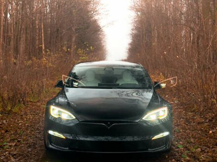 Черный Тесла Модель С, объемом двигателя 0 л и пробегом 32 тыс. км за 44000 $, фото 1 на Automoto.ua