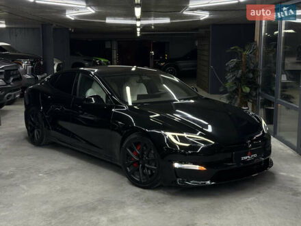 Чорний Тесла Модель С, об'ємом двигуна 0 л та пробігом 21 тис. км за 46500 $, фото 1 на Automoto.ua