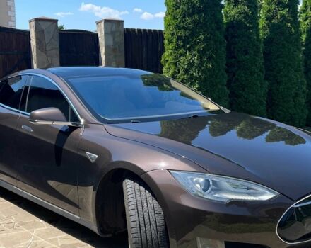 Коричневый Тесла Модель С, объемом двигателя 0 л и пробегом 200 тыс. км за 11700 $, фото 17 на Automoto.ua