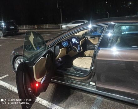 Коричневый Тесла Модель С, объемом двигателя 0 л и пробегом 230 тыс. км за 14000 $, фото 1 на Automoto.ua