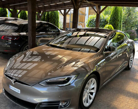 Тесла Модель С 2016 в Киеве на Automoto.ua Коричневый Тесла Модель С, объемом двигателя 0 л и пробегом 205 тыс. км за 37000 $, фото 14 на Automoto.ua