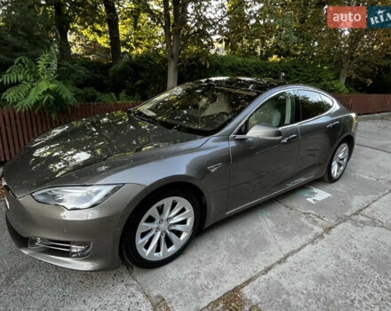 Тесла Модель С 2016 в Киеве на Automoto.ua Коричневый Тесла Модель С, объемом двигателя 0 л и пробегом 205 тыс. км за 37000 $, фото 2 на Automoto.ua