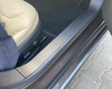 Коричневий Тесла Модель С, об'ємом двигуна 0 л та пробігом 217 тис. км за 14000 $, фото 1 на Automoto.ua