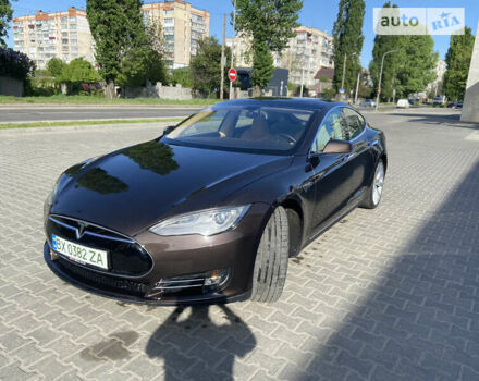 Коричневий Тесла Модель С, об'ємом двигуна 0 л та пробігом 217 тис. км за 14000 $, фото 13 на Automoto.ua