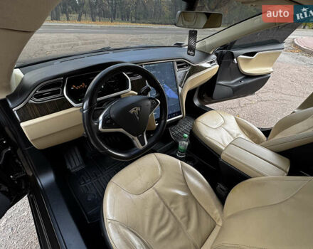 Коричневий Тесла Модель С, об'ємом двигуна 0 л та пробігом 190 тис. км за 13600 $, фото 24 на Automoto.ua