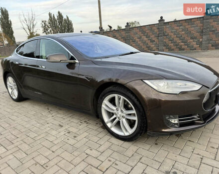 Коричневый Тесла Модель С, объемом двигателя 0 л и пробегом 268 тыс. км за 13000 $, фото 21 на Automoto.ua