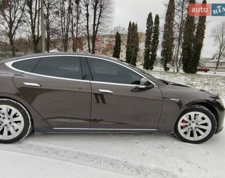 Коричневий Тесла Модель С, об'ємом двигуна 0 л та пробігом 177 тис. км за 12600 $, фото 2 на Automoto.ua
