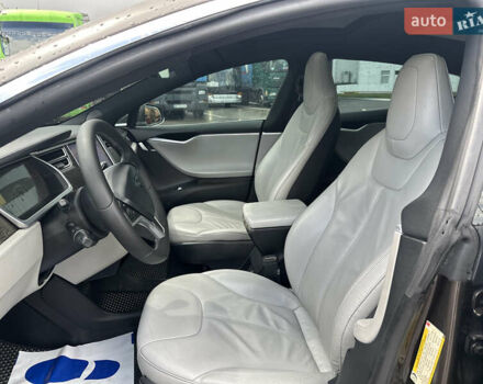 Коричневий Тесла Модель С, об'ємом двигуна 0 л та пробігом 236 тис. км за 15800 $, фото 30 на Automoto.ua