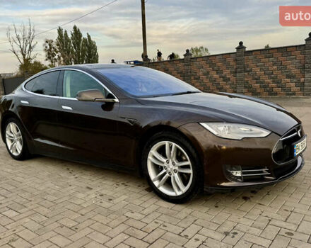 Коричневый Тесла Модель С, объемом двигателя 0 л и пробегом 268 тыс. км за 13000 $, фото 22 на Automoto.ua