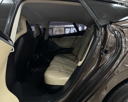 Коричневий Тесла Модель С, об'ємом двигуна 0 л та пробігом 192 тис. км за 13600 $, фото 4 на Automoto.ua