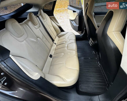 Коричневий Тесла Модель С, об'ємом двигуна 0 л та пробігом 190 тис. км за 13600 $, фото 27 на Automoto.ua