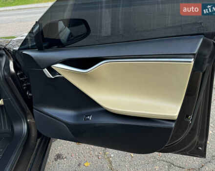 Коричневий Тесла Модель С, об'ємом двигуна 0 л та пробігом 190 тис. км за 13600 $, фото 19 на Automoto.ua