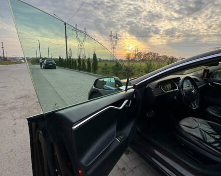 Коричневый Тесла Модель С, объемом двигателя 0 л и пробегом 268 тыс. км за 13000 $, фото 33 на Automoto.ua