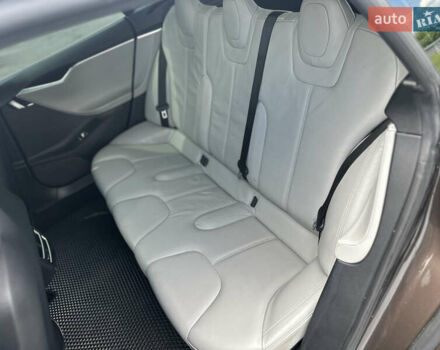 Коричневий Тесла Модель С, об'ємом двигуна 0 л та пробігом 236 тис. км за 15800 $, фото 14 на Automoto.ua